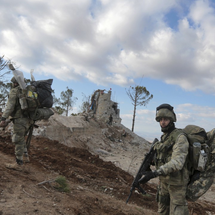 Турската армия започна на 20 януари операцията ”Маслинова клонка” в района на град Африн