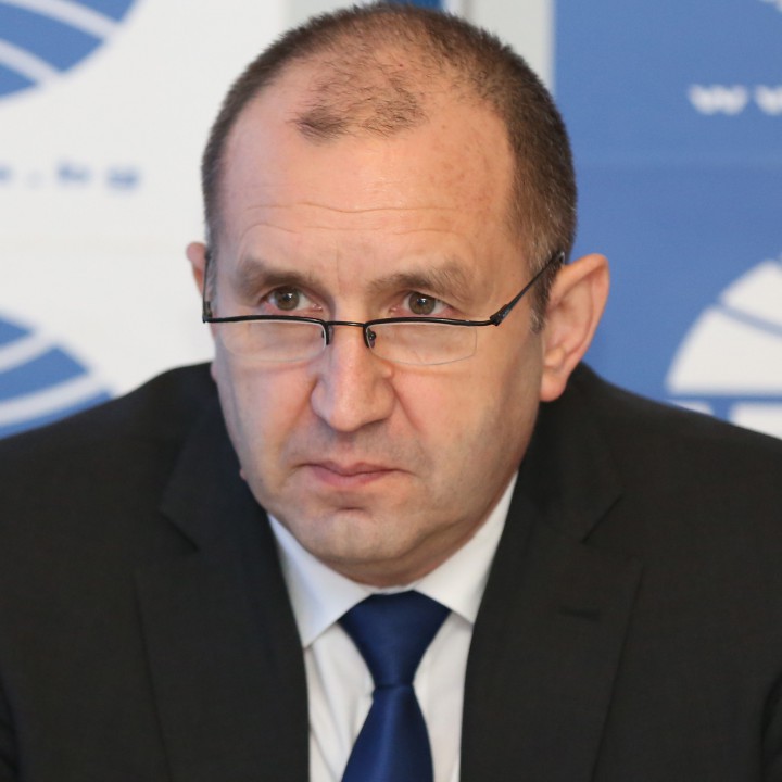 Президентът Румен Радев смята, че чл. 24, ал. 2 от закона води до неадекватно регулиране на обществените отношения