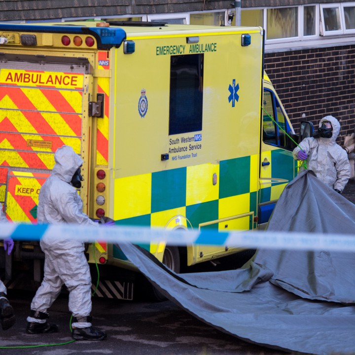 Британски пожарникар също е в тежко състояние заради веществото ”Новичок”