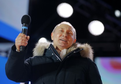 Владимир Путин говори на митинг-концерта на Манежния площад