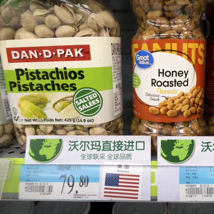 Американски ядки се продават масово в Китай, но сигурно вносът им ще бъде обмитен сериозно