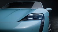 Porsche строи завод за батерии