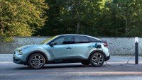 Новият Citroen C4 с чисто електрическа версия