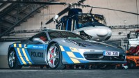 Чешката полиция се похвали с мощно Ferrari