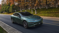 Китайски съперник на Tesla атакува европейския пазар